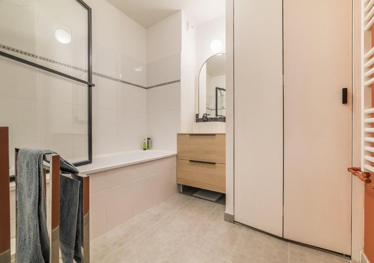 Elegant T3 Au Panier Vieux Port Avec Terrasse Privee Et Parking Apartment Marseille Ngoại thất bức ảnh